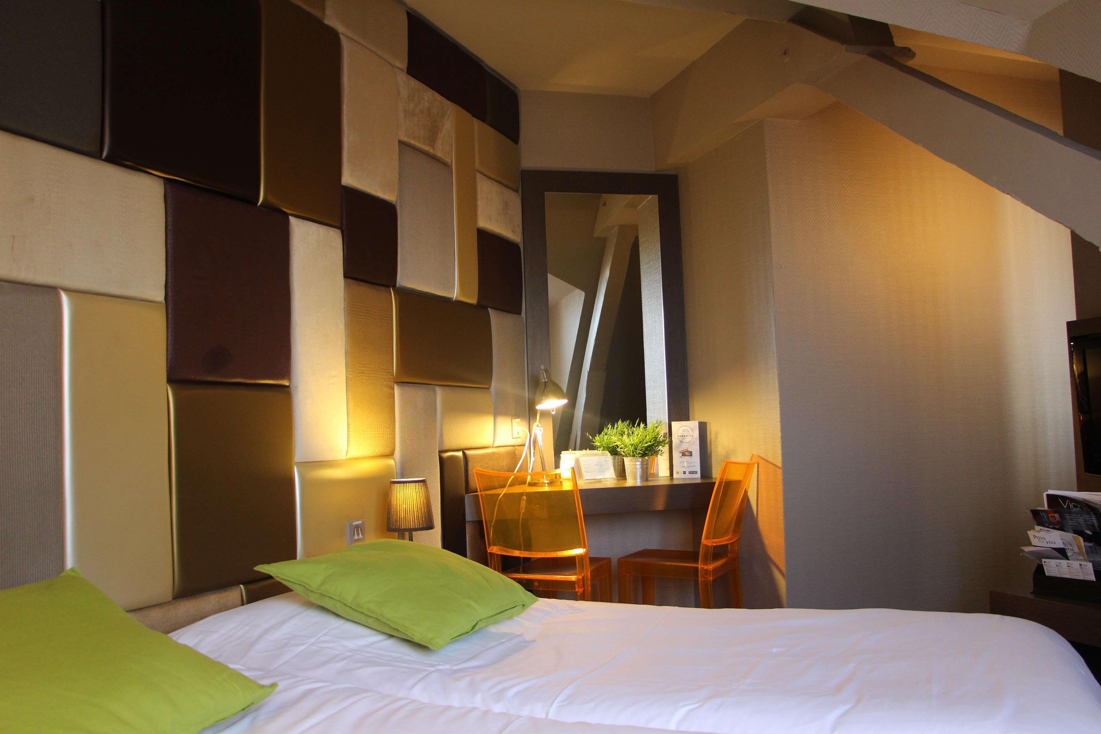 Kyriad Restaurant Centre Hotel