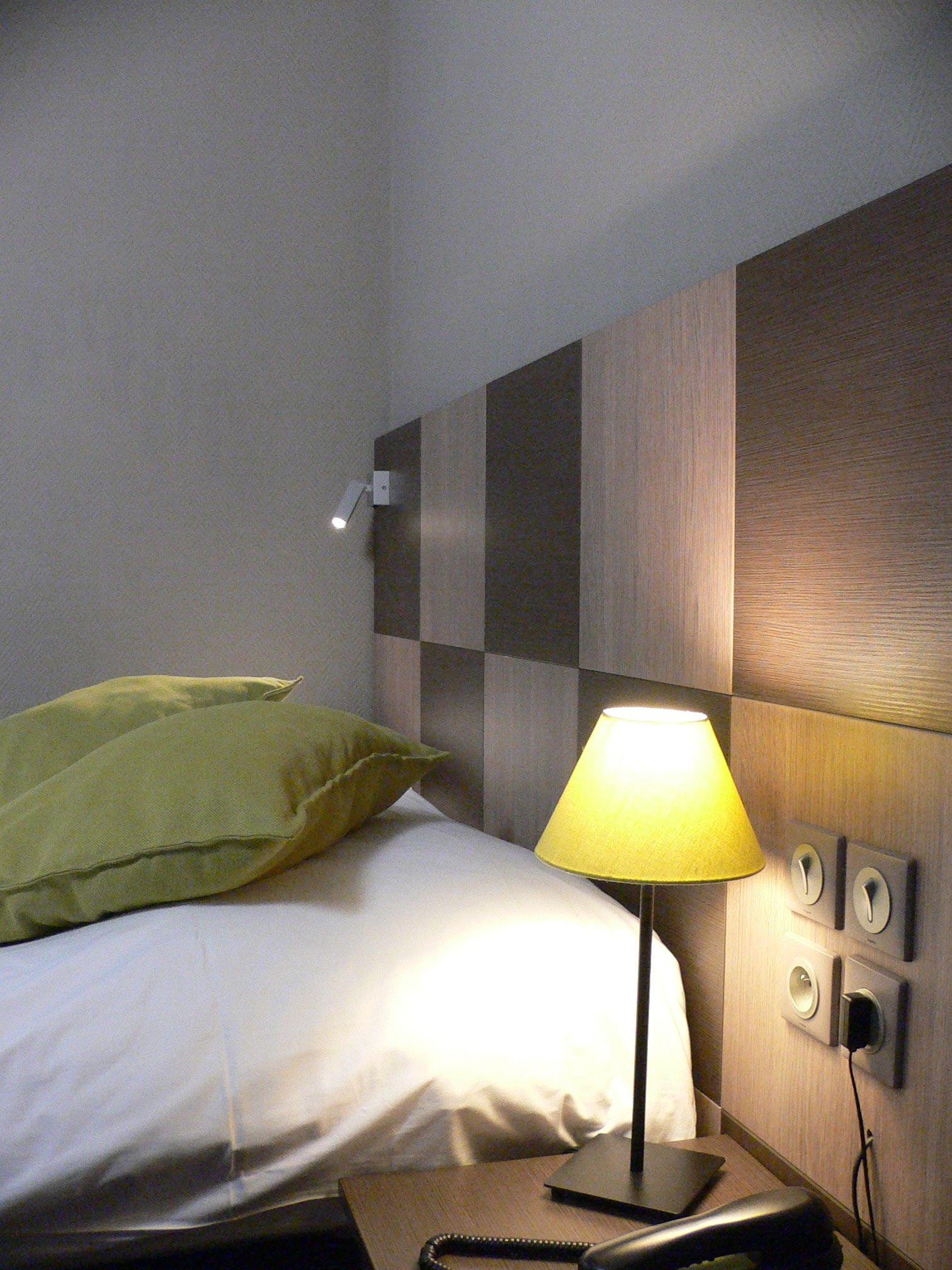 Kyriad Restaurant Centre Hotel 3*