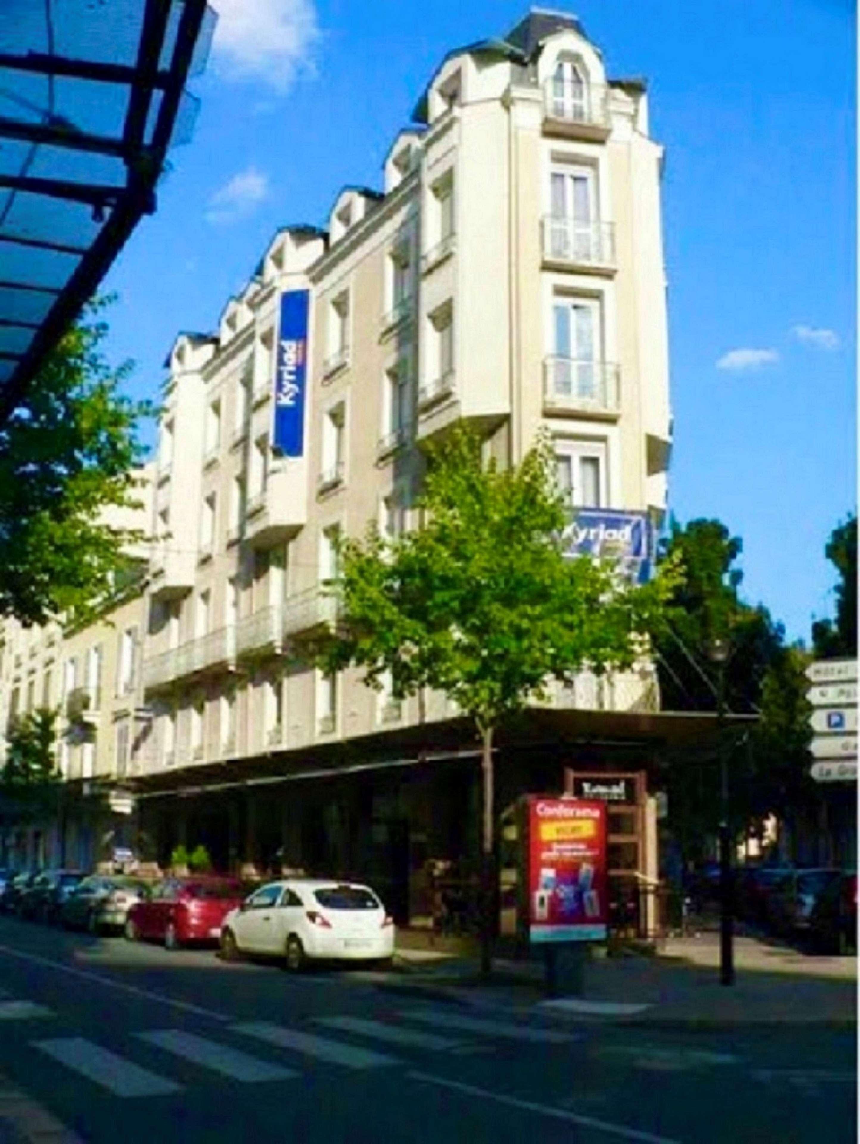 Kyriad Restaurant Centre Hotel 3*