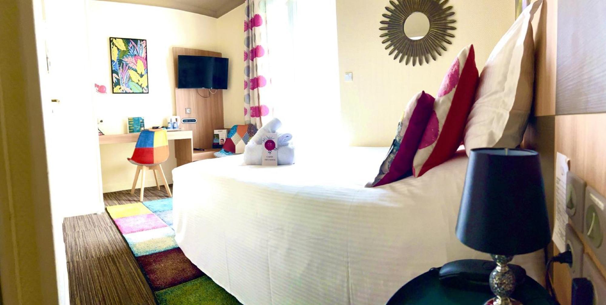 Kyriad Restaurant Centre Hotel 3*